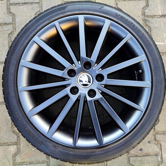 Disky originální Škoda Octavia II, III, RS 5x112 R18 Turini - 2
