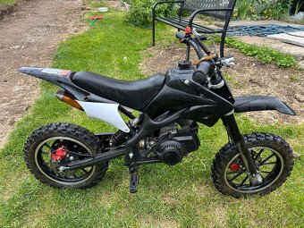 Rezervace do 23.5 Dětská motorka kroska - 2