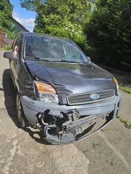 Ford fusion - 2