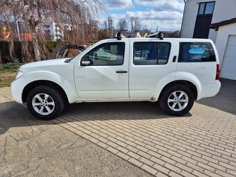 Prodám nissan pathfinder 2.5d 140kw r. v. 2010 - 2