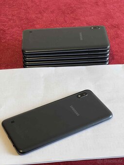 Samsung Galaxy A10 32/GB - 2
