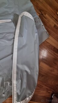 Krycí plachta podvozku karavanu - 2
