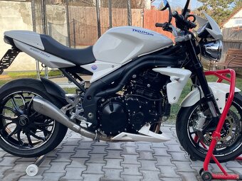 Triumph Speed Triple - 2