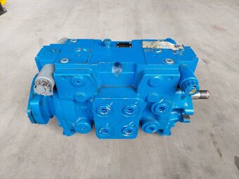Hydraulické čerpadlo Bobcat na smykový nakladač - 2