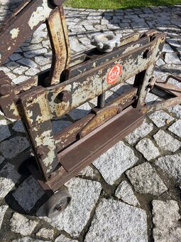 Lámačka dlažby - 2