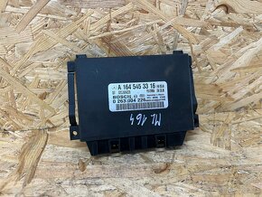 ŘÍDICÍ JEDNOTKA PŘEVODOVKY MERCEDES W164 A1645453316 - 2
