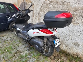 Yamaha Xmax 125cc - 2
