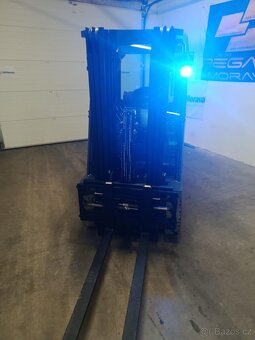 Vysokozdvižný vozík Toyota 02-8FGF18 - 2