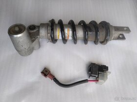 Suzuki GSX-R 750 K1 - 2