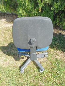 Kancelářská židle - 2