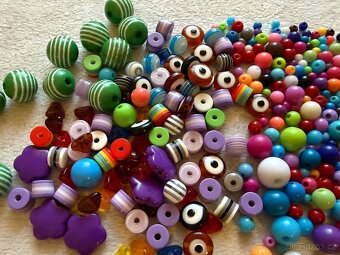 Korálky plastové 600 ks - 2