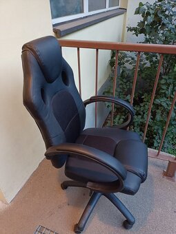 Nové kancelářské křeslo se sportovním sedákem - 2