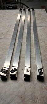 prodám příčníky na Toyota Proace - 2