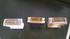 3x redukce DVI/VGA - 2