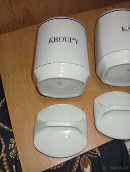 2 STARÉ PORCELANOVÉ DÓZY - 2