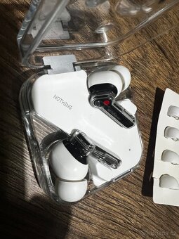 Sluchátka nothing ear nové - 2