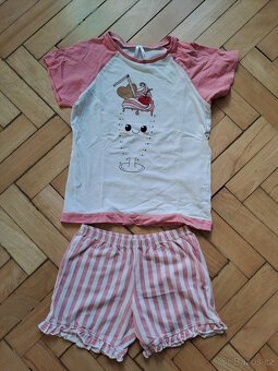 Pyžama vel. 6-7 let - 2