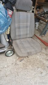 Prodám řidičova sedačka VW GOLF 2 - 2