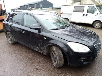 Kia Ceed kombi 2,0crdi 103kW r.v.2008 - 2