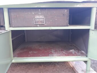 Dílenský pracovní stůl ponk - 2