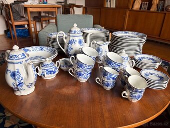 Jídelní servis “cibulák” - 2