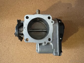 Škrtící klapka 1.8T - 2