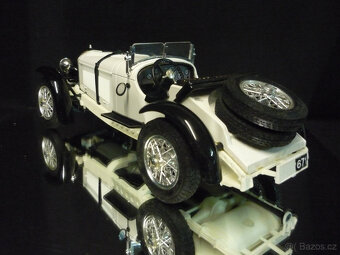 Mercedes Benz SSK bíločerný Bburago 1/18 - 2