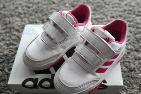 Boty Adidas vel 24 - 2
