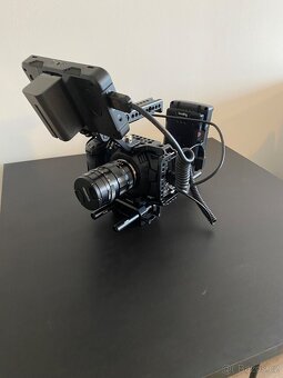 BMPCC 4K rig + Voigtländer 17.5mm f/0.95 - 2