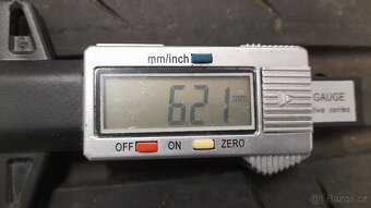 205/55/16 - 2