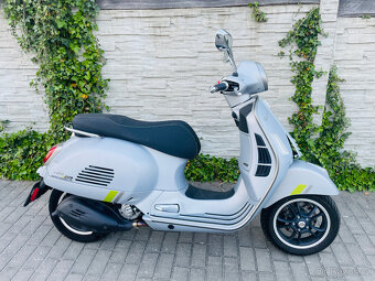 Vespa GTS 300 HPE r.v.2023 - 2