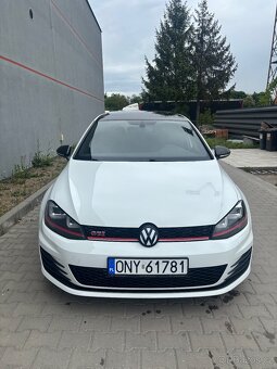Volkswagen Golf GTI Preformens stage1 300hp - 2