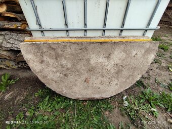 Betonové víko - 2
