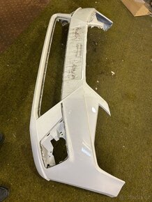 Seat Ibiza Přední nárazník 6F0 807 221 - 2