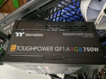 Thermaltake gf1 argb zdroj 750w gold, modularni - 2