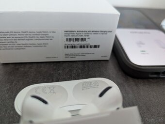 Apple airpods pro - 2