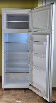 Úsporná Lednice Philco PT 2122 - 212 l - 2