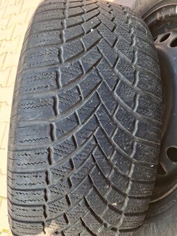 215/60 R16 99H zimní - 2