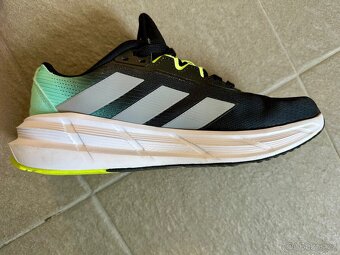 Adidas QUESTAR 3 M vel. 42 2/3 - 2