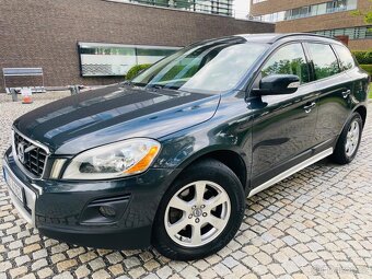 Volvo XC60 2.4D 5VÁLEC 4x4 120KW MANUÁL BEZ KOROZE - 2