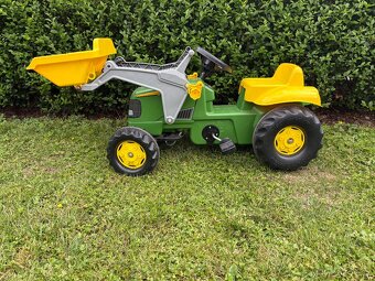 Šlapací traktůrek John Deere - 2
