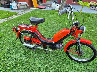 Babetta 215 s kartičkou, 1rychlostní červená, nový model č.1 - 2