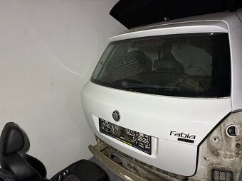 5. Vrata krátká Fabia 2 před fl - 2