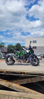 KAWASAKI Z900 (2025) - 2