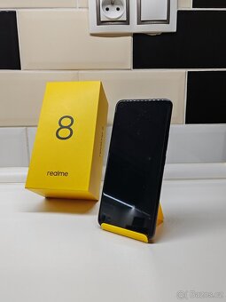 Realme 8 128gb jako nový - 2