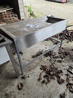 Profi nerezový stůl s vanou - 2