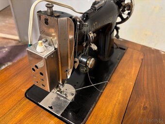 Historicky sici stroj Nemann - 2
