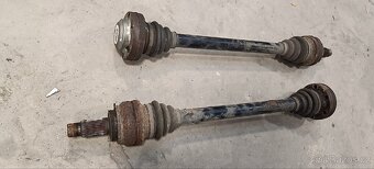 BMW e60-e63 / e63 - 2