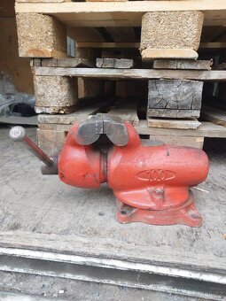 Svěrák York 100 - 2