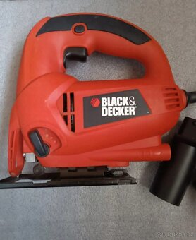 Přímočará pila Black Decker - 2